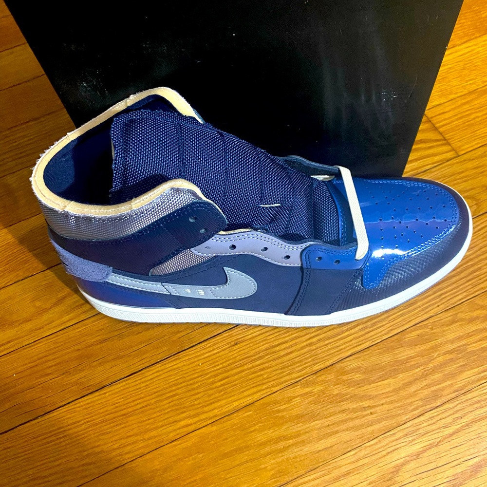 *FLASH SALE!!! NEW Air Jordan 1 Mid SE Craft